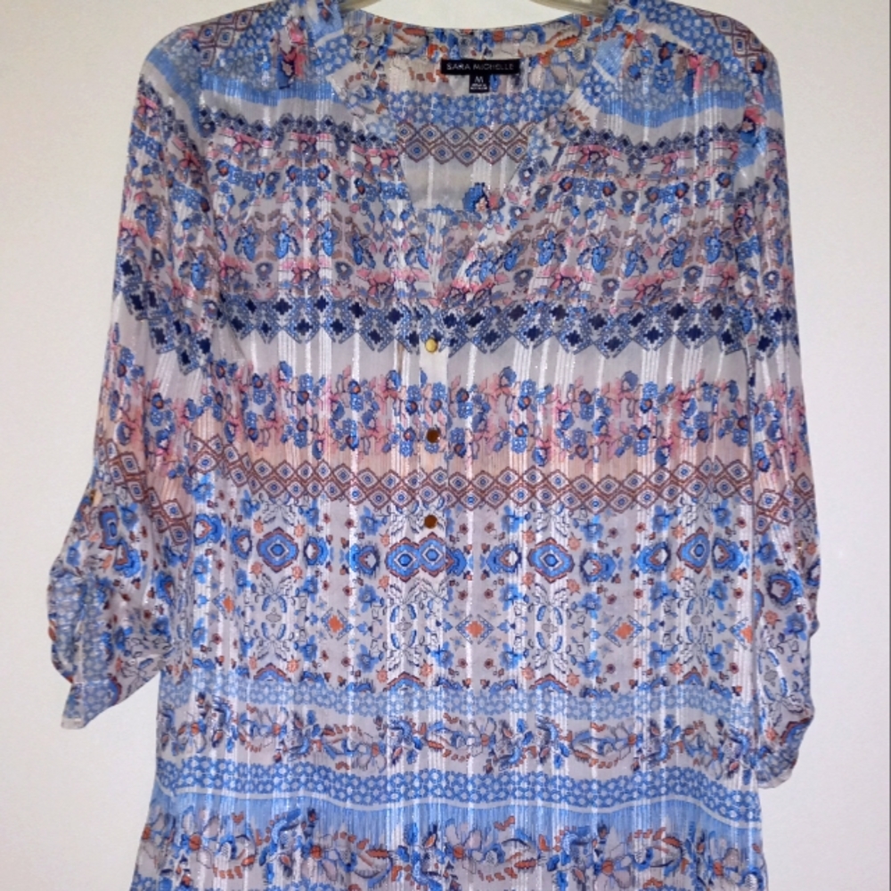 Sarah Michelle M boho Hippie style long sleeve v-neck curved hem